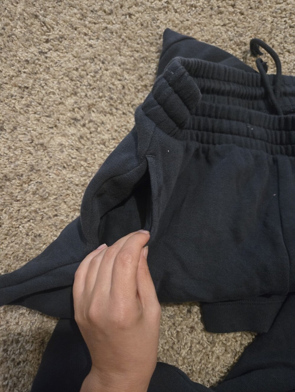 Old Navy Wide-Leg Navy Sweatpants - Picture 3 of 4